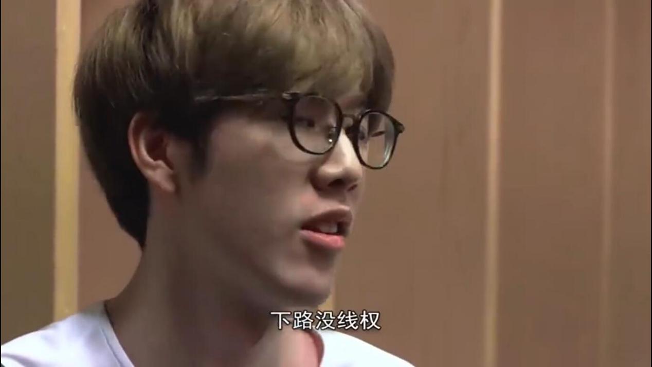 九游电脑版-TheShy遭遇十二持续失利，瑞士队教练压力巨大！全场沸腾不已(theshy唯一承认打不过的上单)