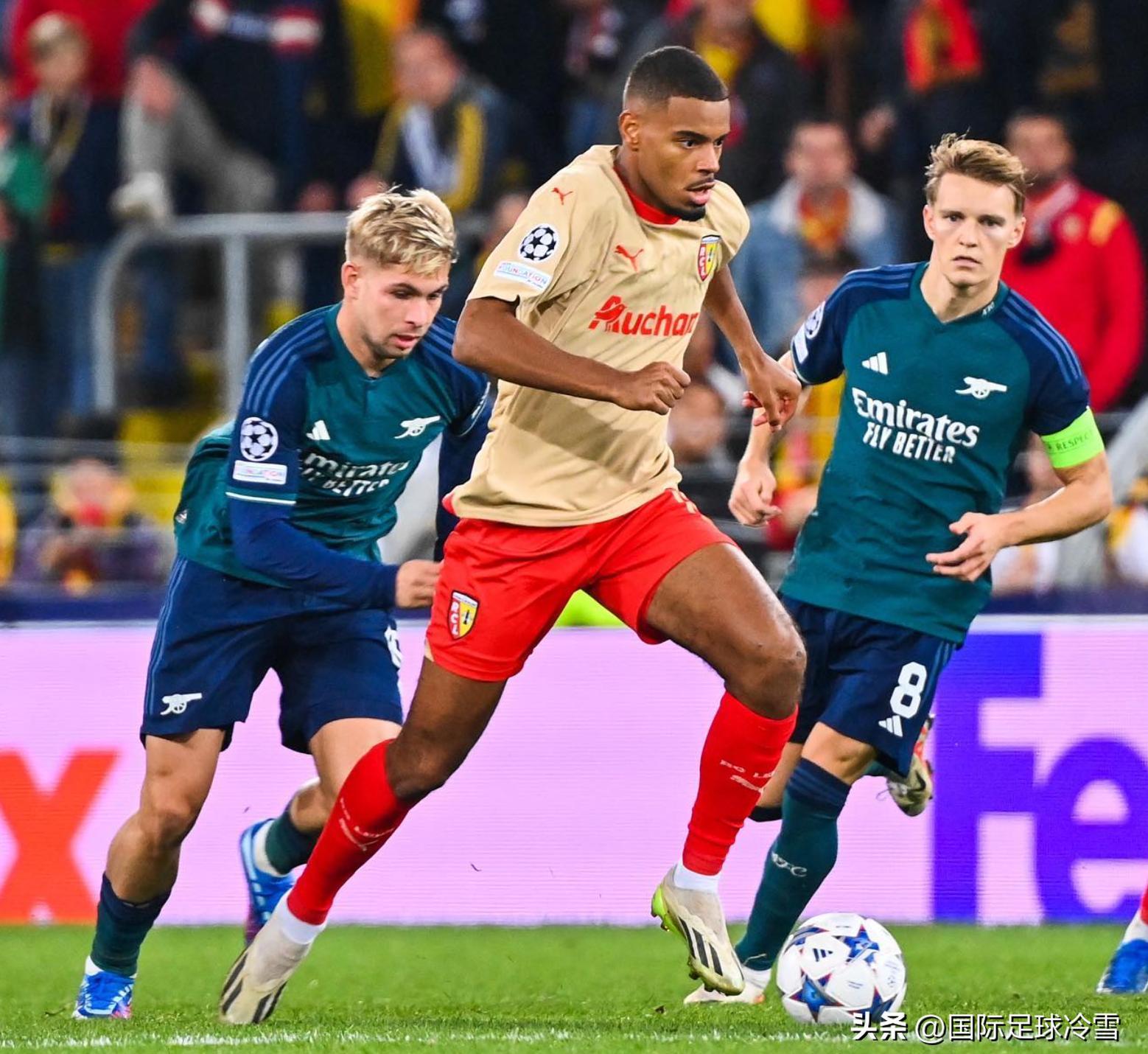 包含法甲加时末段走向成谜；国际米兰造点机会；球迷炸锅；身体对抗强度拉满的词条