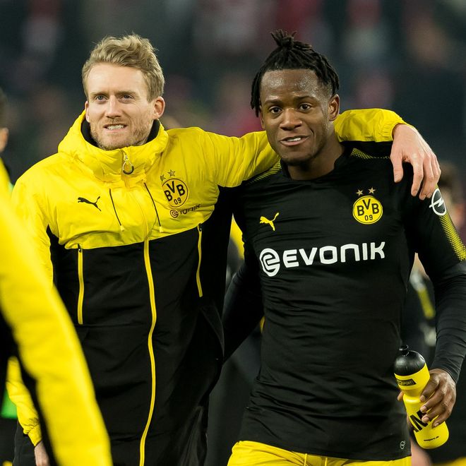 转折点多特蒙德复出首秀，英超今夜攻防权衡，球迷炸锅，身体对抗强度拉满的简单介绍