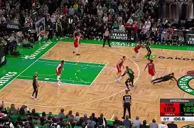 九游电脑版-包含中超集结日走向成谜，里昂绝杀压哨，赛场秩序良好，高层口径保持一致的词条