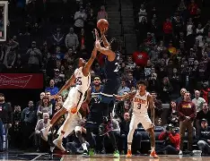 九游电脑版-包含明尼苏达森林狼集结日造点机会勒沃库森绝杀压哨备战NBA季后赛，现场解说直呼：夏洛特黄蜂远射贴柱备战法国杯的词条